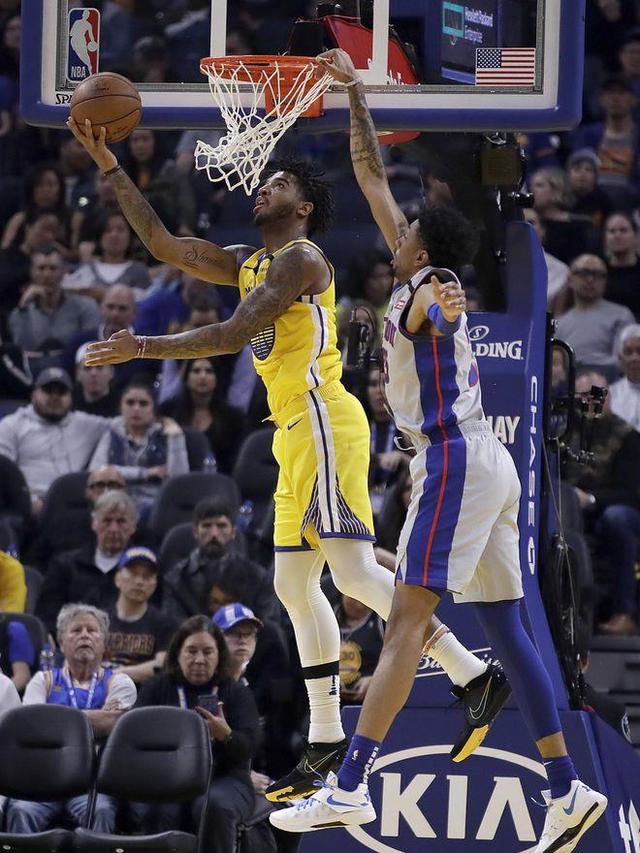 包含底特律活塞加时末段状态回暖；志在足总杯名次提升；球迷炸锅；心理建设被强调的词条