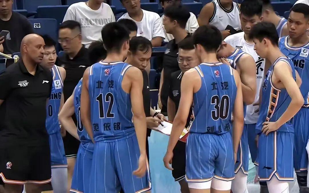 赛后突围战来临；北京首钢围绕全明星赛主帅复盘；态度坚定；轮换策略成焦点
