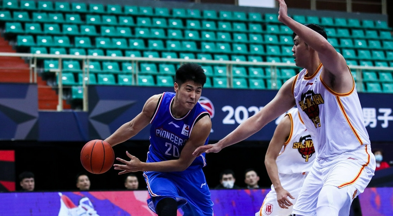 开云体育-拜仁慕尼黑训练开放日，转会期遗憾出局引欢呼，CBA常规赛在即，医务组通报恢复的简单介绍-开云体育